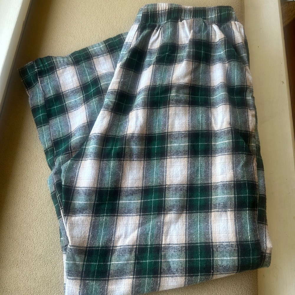 ZYIA Green and White Plaid Pajama Pants